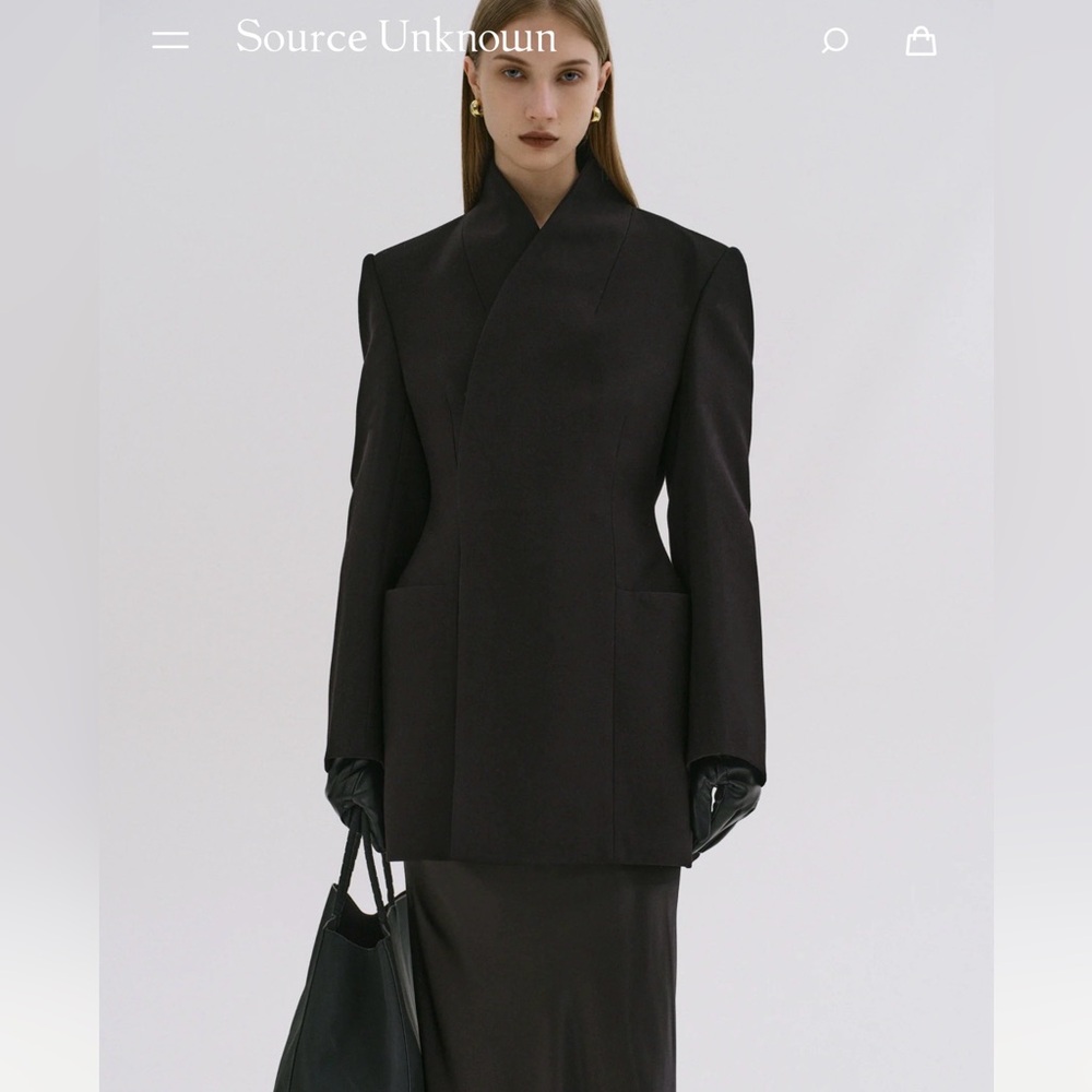 Source unknown corrin wrap blazer in black